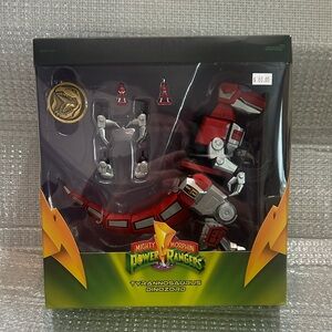 Power Rangers Hasbro Tyrannosaurus Dinozord Green and Gold Badge